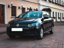    Volkswagen Polo Sedan