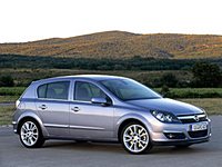В «Элементе» Opel Astra стал дешевле