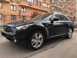    Infiniti qx70