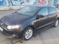 Volkswagen Polo Sedan - 1 800 / -  