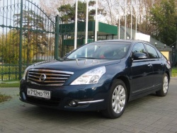    Nissan Teana