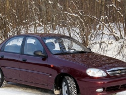    Chevrolet Lanos