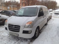    Hyundai Starex